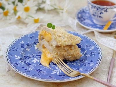 又香又酥，咬一口還爆漿，包你吃過還想吃