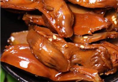 成都現(xiàn)撈鹵菜技術(shù)培訓(xùn)哪里正宗？餐飲小吃培訓(xùn)公司