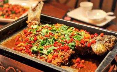 萬(wàn)州烤魚培訓(xùn)哪家好?萬(wàn)州烤魚制作步驟